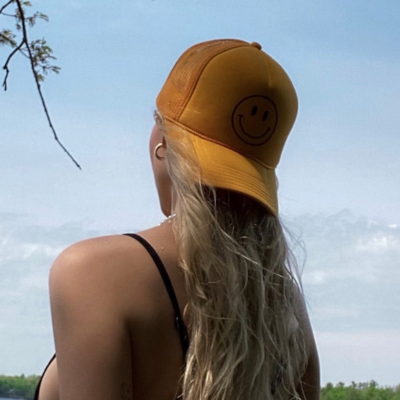 Smiley trucker hat - Picture 9 of 9